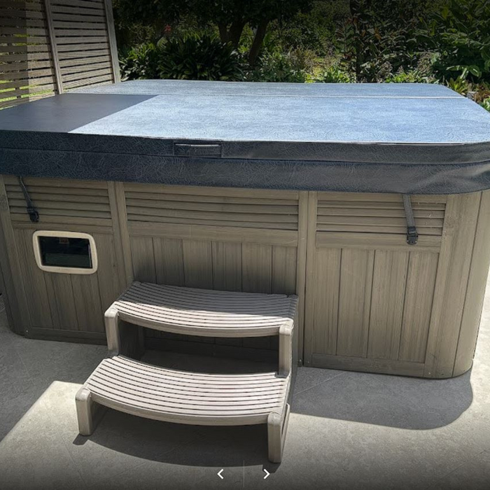 Premium Spa Cover 2000x2000mm (R250mm) - Charcoal