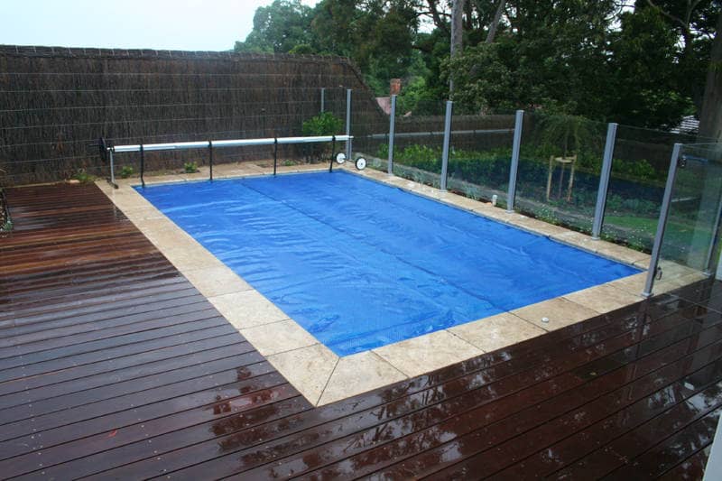 Swimming Pool Cover up to 8m x 4m with Roller